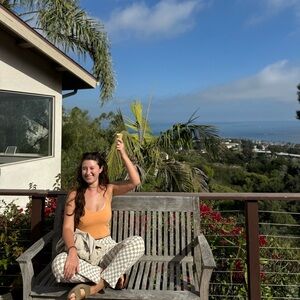 Meet your Posher, Andrea